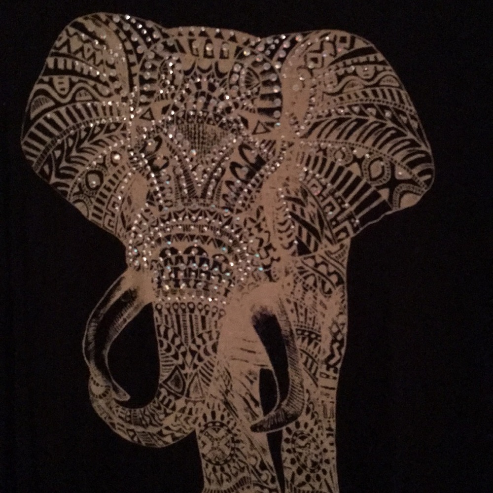 Top - Picture 2 of 2